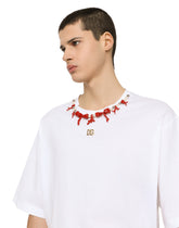 Cotton T-shirt with coral necklace and DG patch - | Dolce & Gabbana