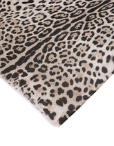 Silk scarf with leo print -  | Dolce & Gabbana