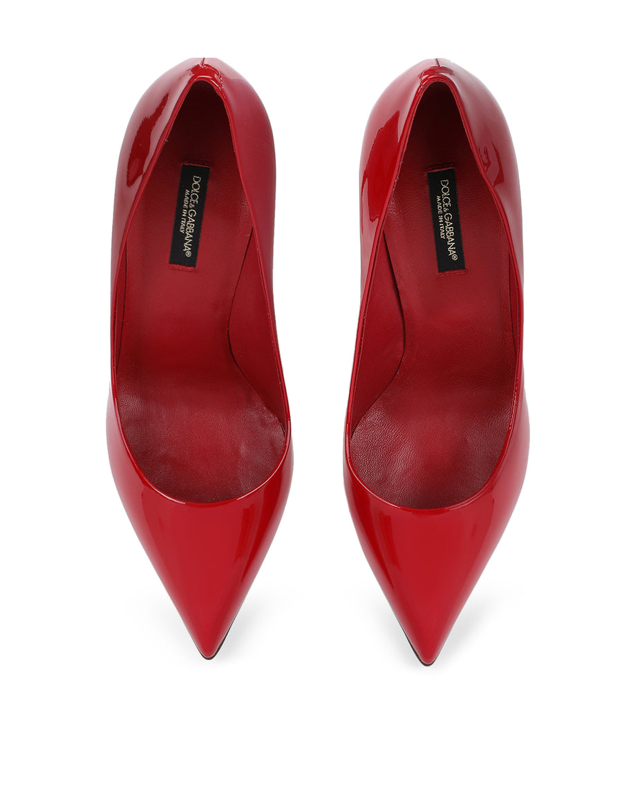 Pointed varnish pumps