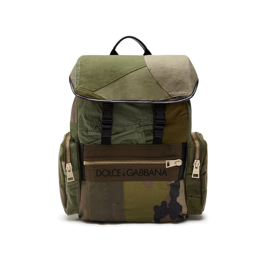 Backpack in patchwork camo with pockets