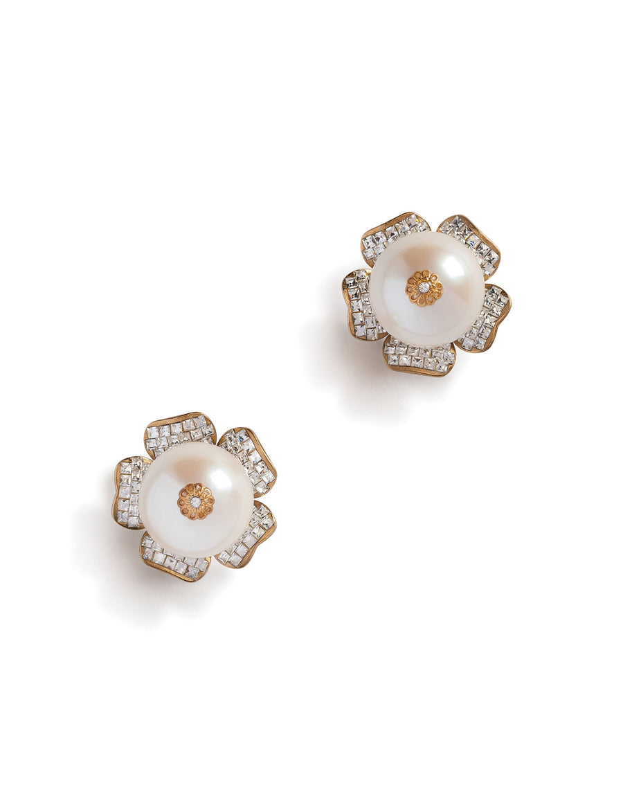 Stud earrings flower with pearl and rhinestone