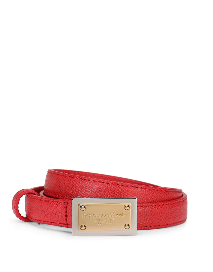 Thin belt in leather with rectangular buckle