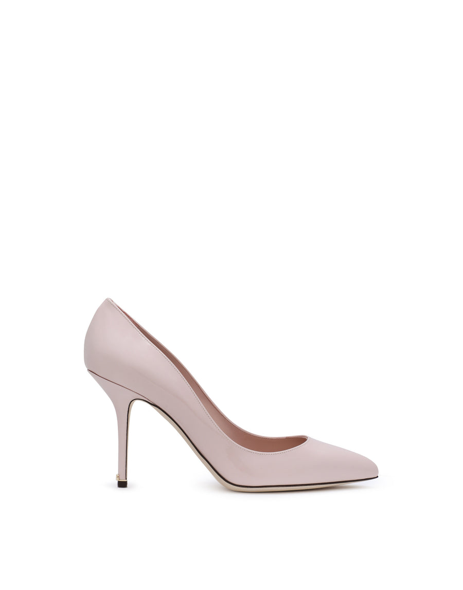 Pointed varnish pumps