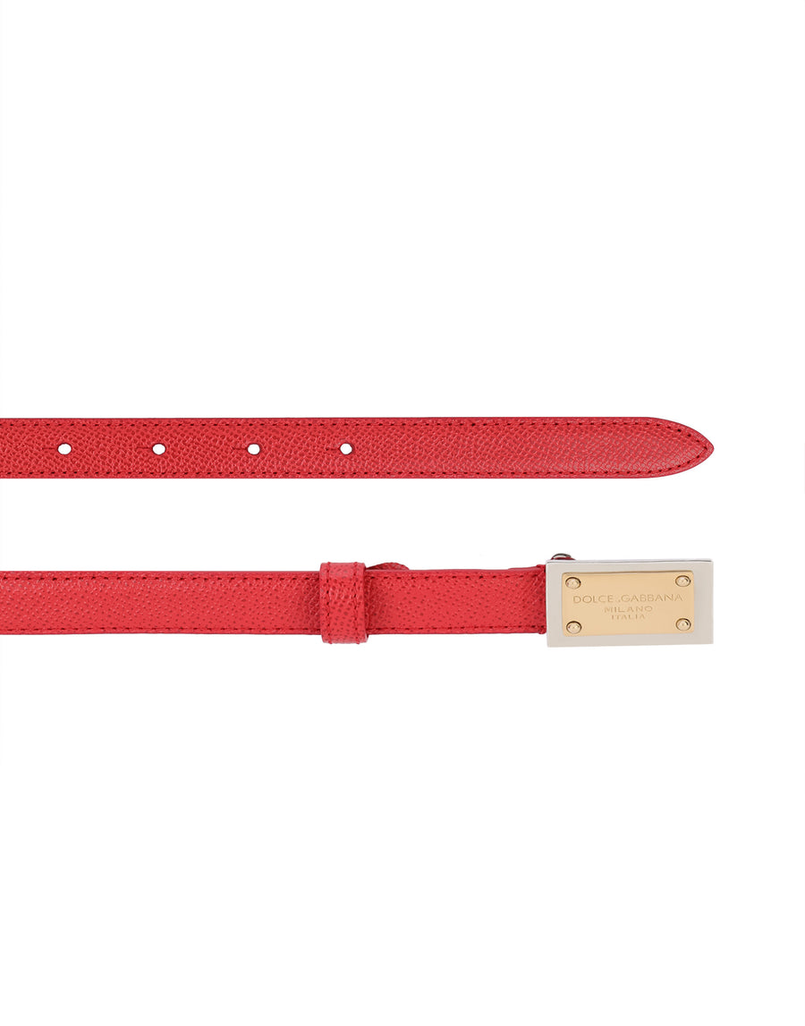 Thin belt in leather with rectangular buckle